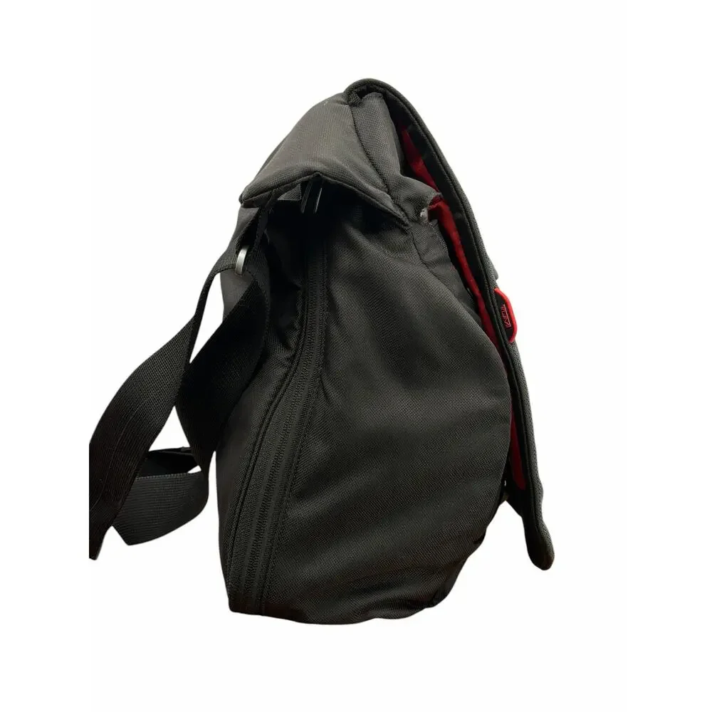 TUMI T-TECH 16” Expandable Messenger Bag  Laptop Nylon Shoulder Black Bag 5112D